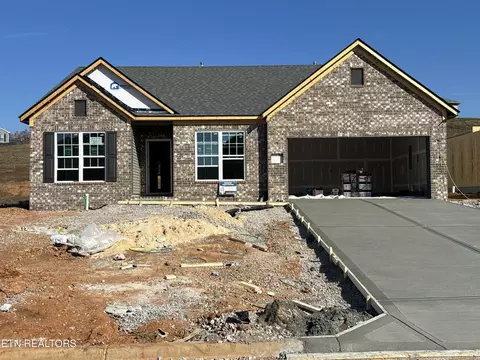 3518 Crimson Cir, Maryville, TN 37801