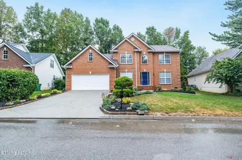 1734 Bombay Ln, Knoxville, TN 37932