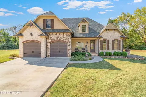 105 Orchard Ln, Clinton, TN 37716