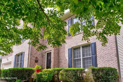 8321 White Ash Ln, Knoxville, TN 37919