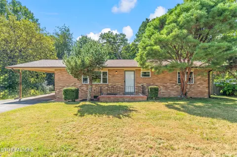 741 Cessna Rd, Knoxville, TN 37919