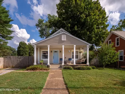 2606 Fenwood Dr, Knoxville, TN 37918