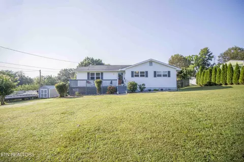 9020 Hillside Ave, Mascot, TN 37806