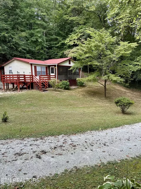 793 Frost Botton Rd, Oliver Springs, TN 37840