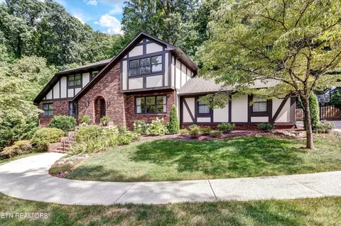 1318 Farrington Dr, Knoxville, TN 37923