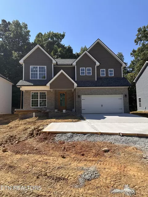 2306 Birch Hollow Ln, Knoxville, TN 37920