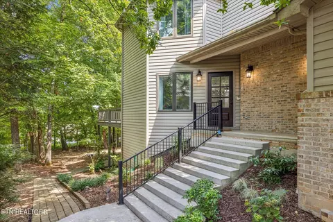 305 Gadusi Ln, Loudon, TN 37774