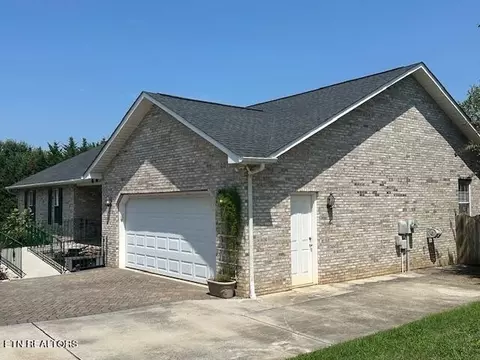 3406 Dabert Ln, Knoxville, TN 37931