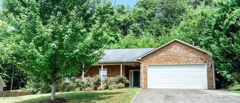 7227 Sunset Ridge Ln, Knoxville, TN 37920