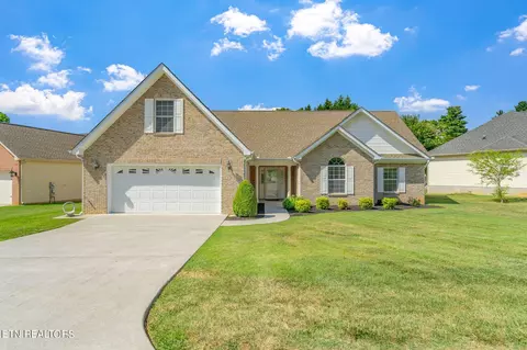 8535 Reagan Woods Ln, Knoxville, TN 37931