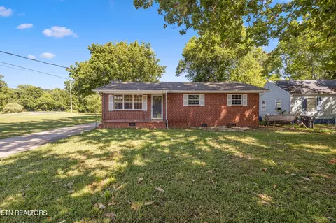 2307 Tecoma Dr, Knoxville, TN 37917