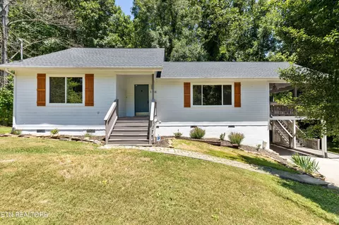 1185 Golf Course Rd, Newport, TN 37821