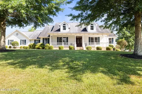 3705 Colonel Jim Dr, Maryville, TN 37804
