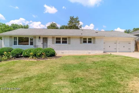 4031 Longwood Dr, Knoxville, TN 37918