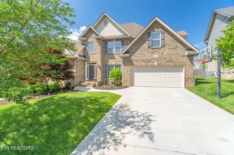 2012 Downing Creek Ln, Knoxville, TN 37932