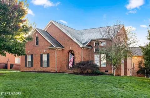 9915 Giverny Cir, Knoxville, TN 37922