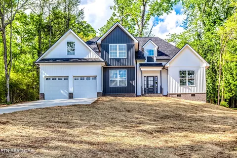 4811 Skyline Dr, Knoxville, TN 37914