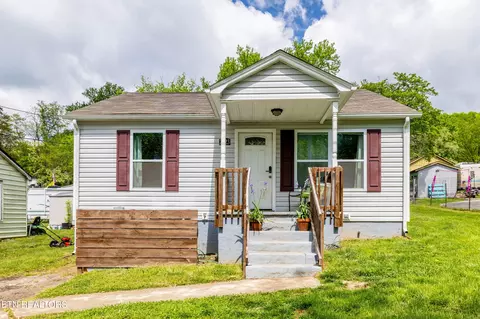 2823 Addison Dr, Knoxville, TN 37918