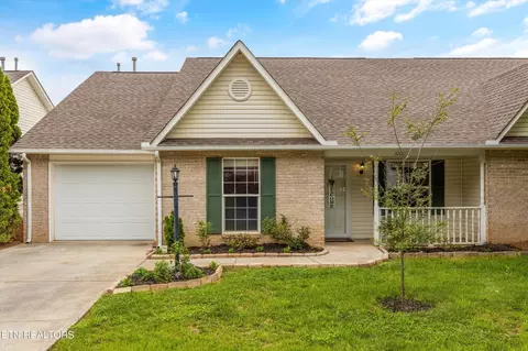 10003 Dayflower Way, Knoxville, TN 37932