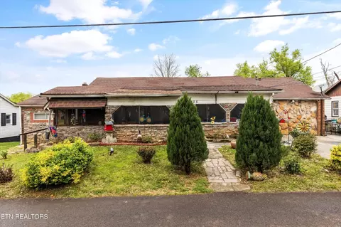 205 Hillview Ave, Knoxville, TN 37914