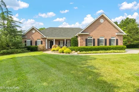 1517 Aberdeen Dr, Alcoa, TN 37701