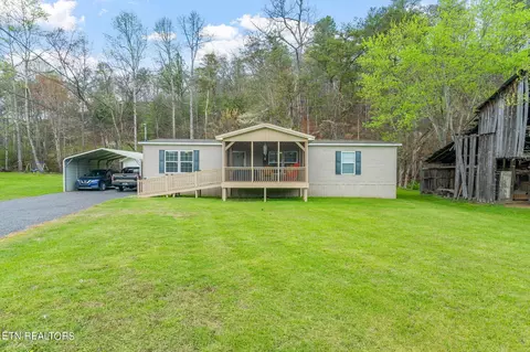 3024 Hatcher Mountain Rd, Sevierville, TN 37862