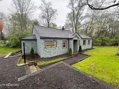 2209 Belt Rd, Knoxville, TN 37920