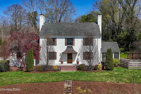 800 Blows Ferry Rd, Knoxville, TN 37919