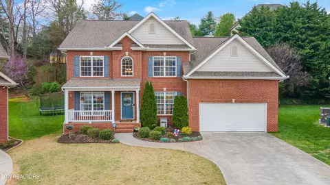 1313 Montford Ln, Knoxville, TN 37922