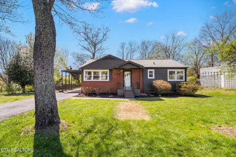 5641 Davida Rd, Knoxville, TN 37912