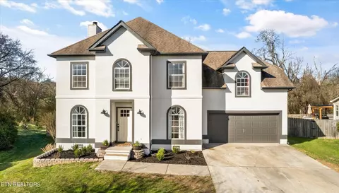 10082 Highgate Cir, Knoxville, TN 37931