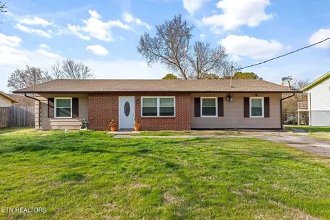 115 Lynwood Ln, Oak Ridge, TN 37830