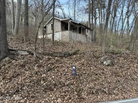 186 Airport Rd, Rockwood, TN 37854