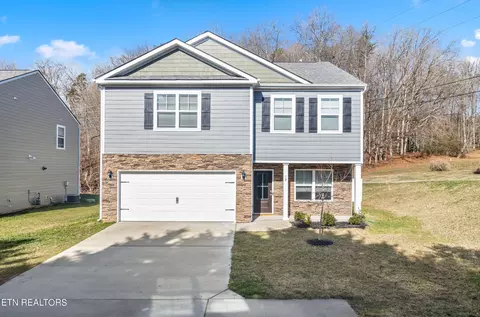 10 Village Way, Kingston, TN 37763