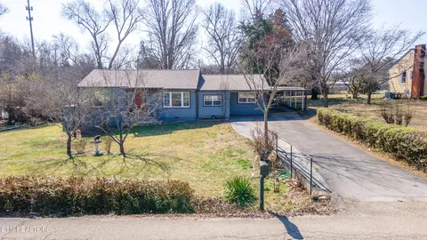 5709 Ridgefield Rd, Knoxville, TN 37912