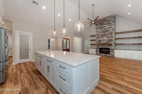 302 Ootsima Ln, Loudon, TN 37774 photo 10