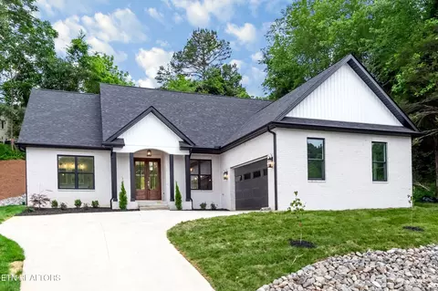 302 Ootsima Ln, Loudon, TN 37774