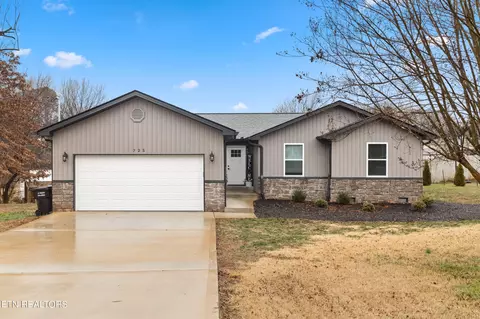 725 Owl Hollow Rd, Knoxville, TN 37923