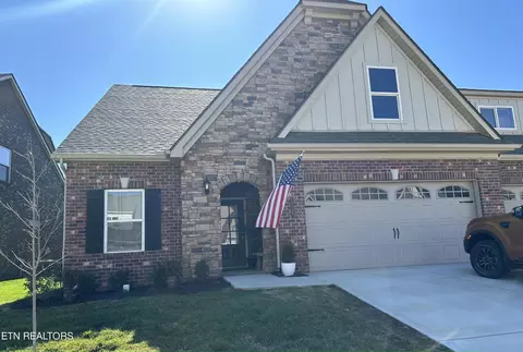 11148 Narrow Leaf Dr, Knoxville, TN 37932