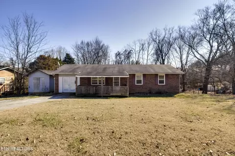 3340 Tonya Dr, Powell, TN 37849