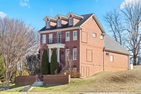 256 Ivy Gate Ln, Knoxville, TN 37934