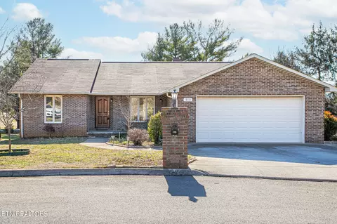 113 Newell Village Dr, Seymour, TN 37865
