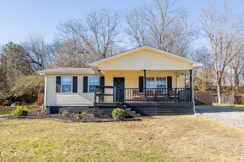 304 Mcconkey St, Madisonville, TN 37354