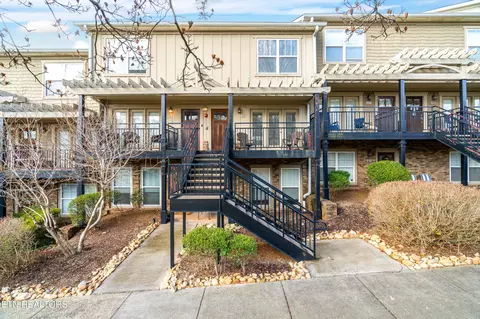 3950 Cherokee Woods Way #206, Knoxville, TN 37920