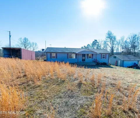 156 Reid Watson Rd, Deer Lodge, TN 37726