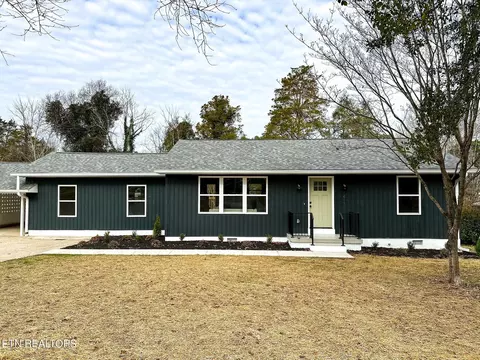 1413 Creekwood Dr, Knoxville, TN 37918