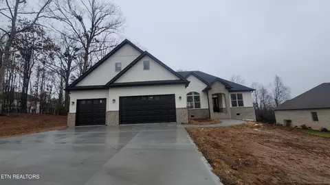 405 Skiatook Ln, Loudon, TN 37774