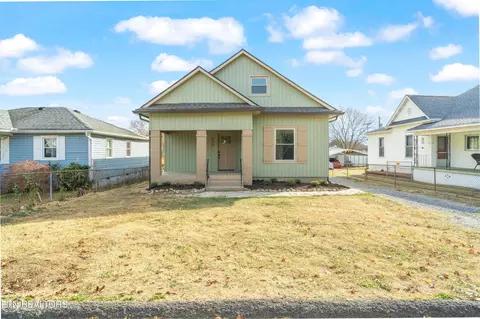 814 Banks Ave, Knoxville, TN 37917