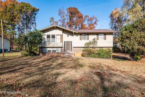 12025 W Kings Gate Rd, Knoxville, TN 37934