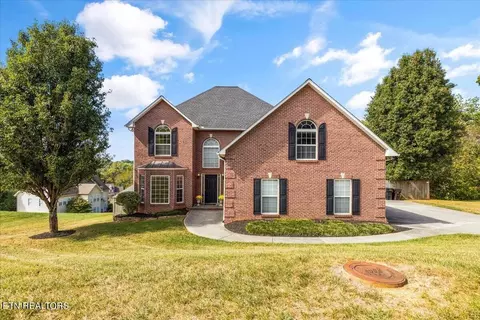 1607 Meadow Chase Ln, Knoxville, TN 37931